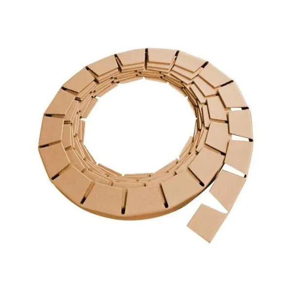 Runt hörnskydd av massivt papper